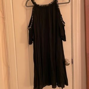 Bohemian flowy black dress